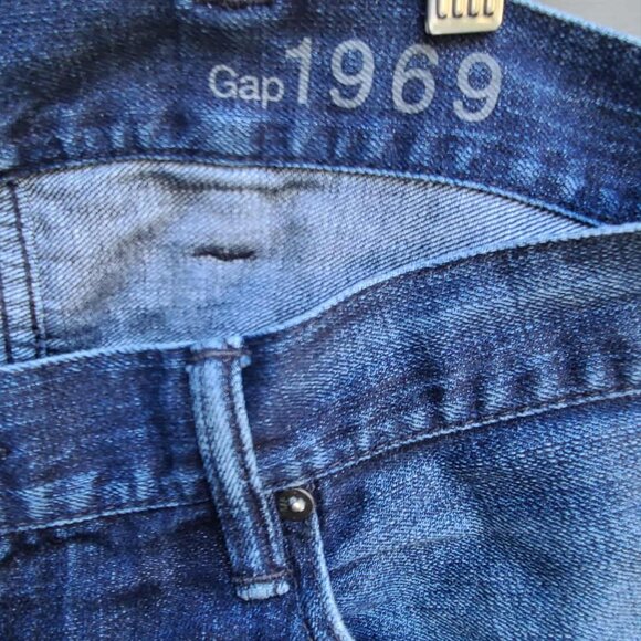 Mens Gap 1969 Standard Jeans size 36 x 30 - Picture 2 of 10